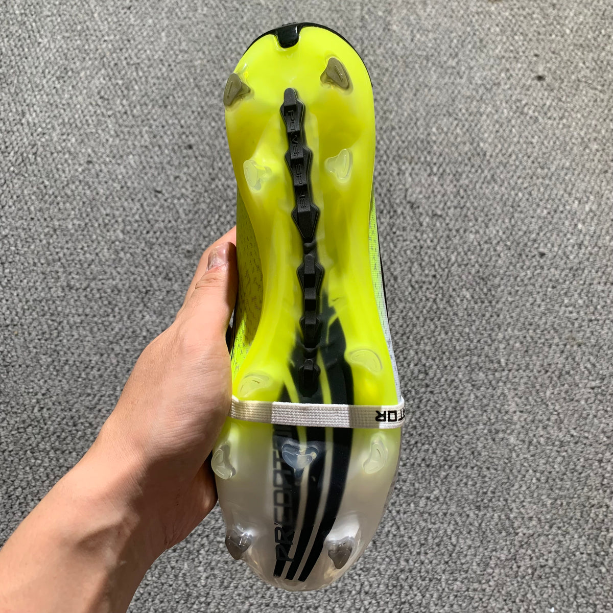 Adidas 27 Predator Elite Tongue FG