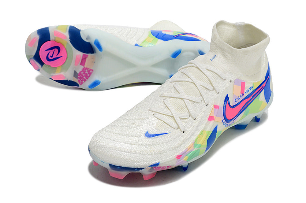 Nike Phantom Luna 2 Elite FG Football Boot from the SoCal Pack
