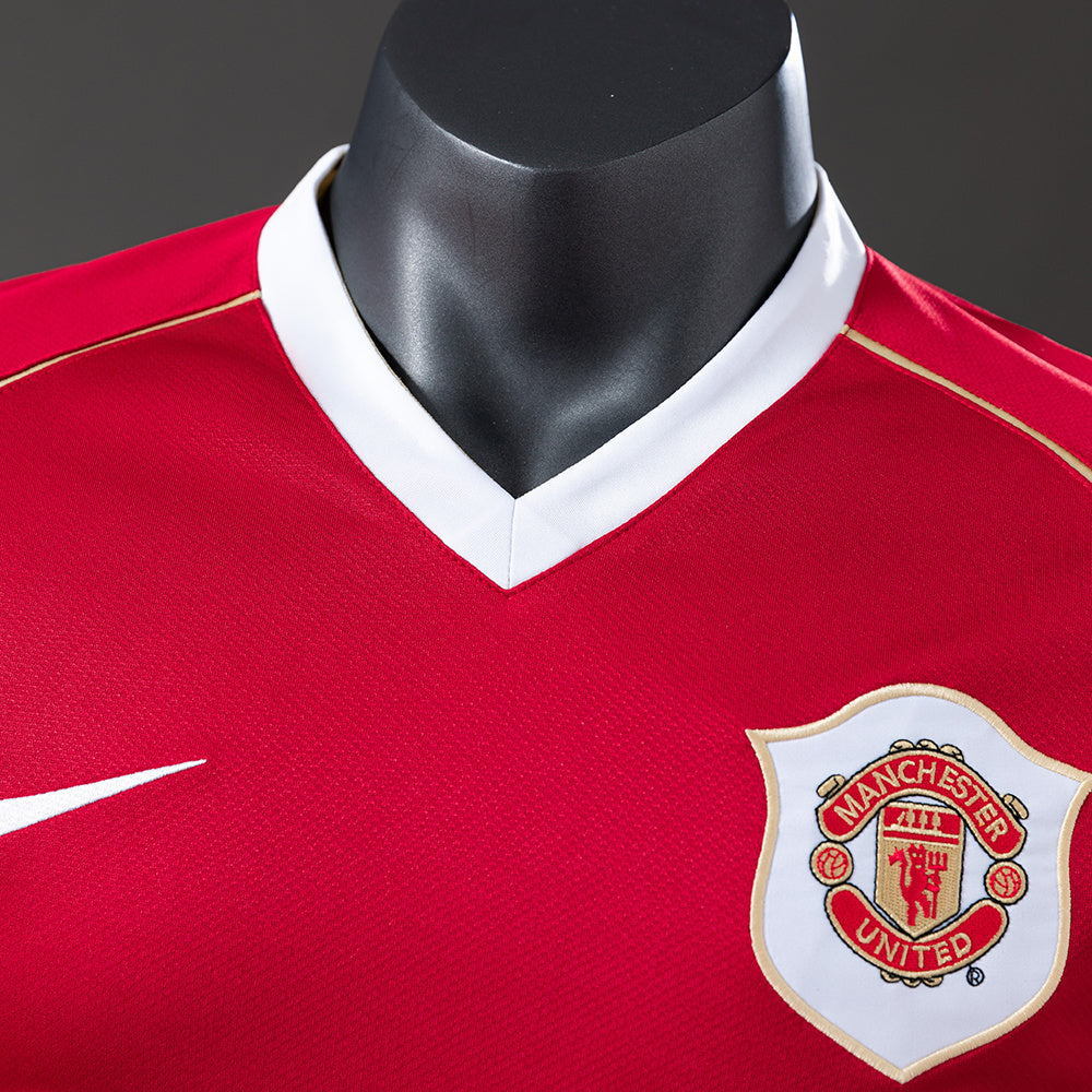 Manchester United 2006/07 Home Player Version Retro Short Sleeve Jersey